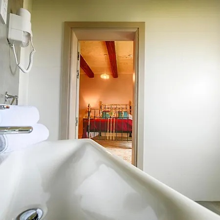 בית הארחה Casa Gemelli Boutique 3*