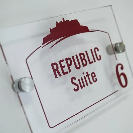 Casa Gemelli Boutique Victoria